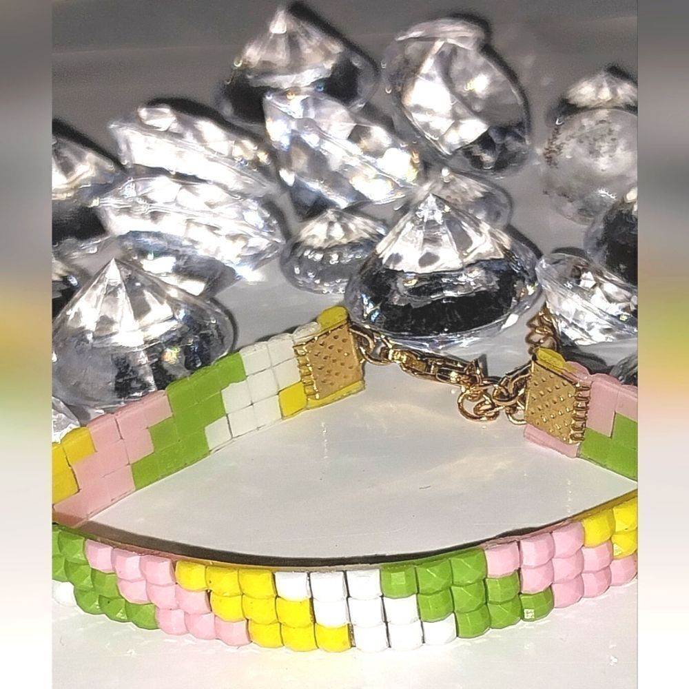 Super cute checkered kids bracelet - Picture 1 of 8